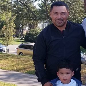 Meet your Posher, Eduardo